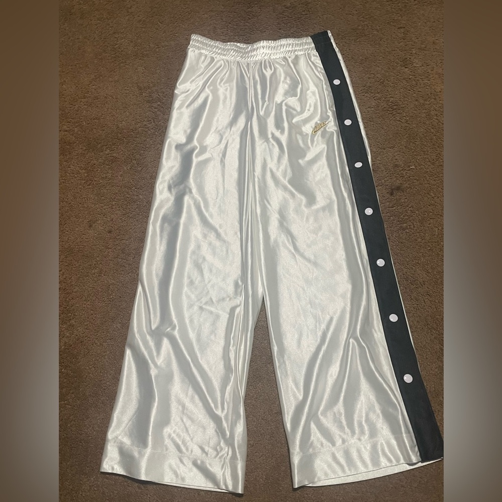vintage Nike baggy sweatpants 
size M